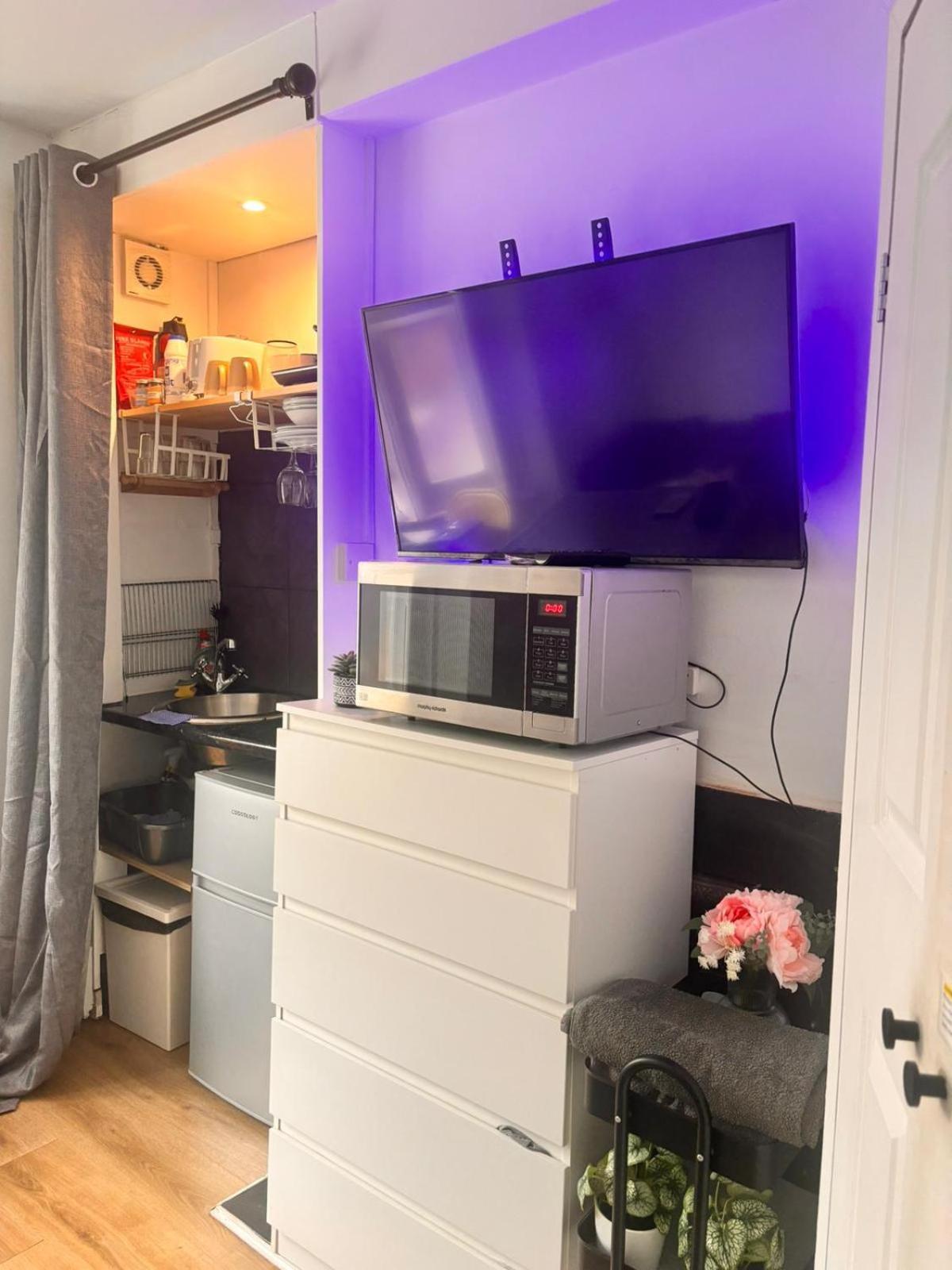 Comfy Stay In Wandsworth Town London Exterior photo