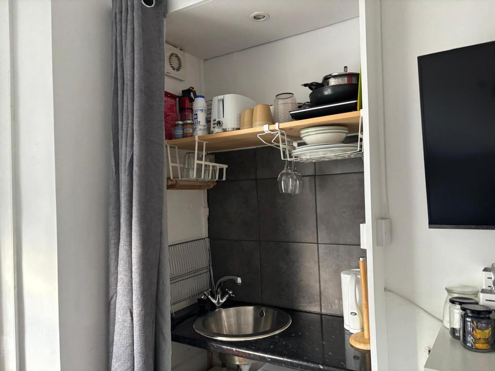 Comfy Stay In Wandsworth Town London Exterior photo
