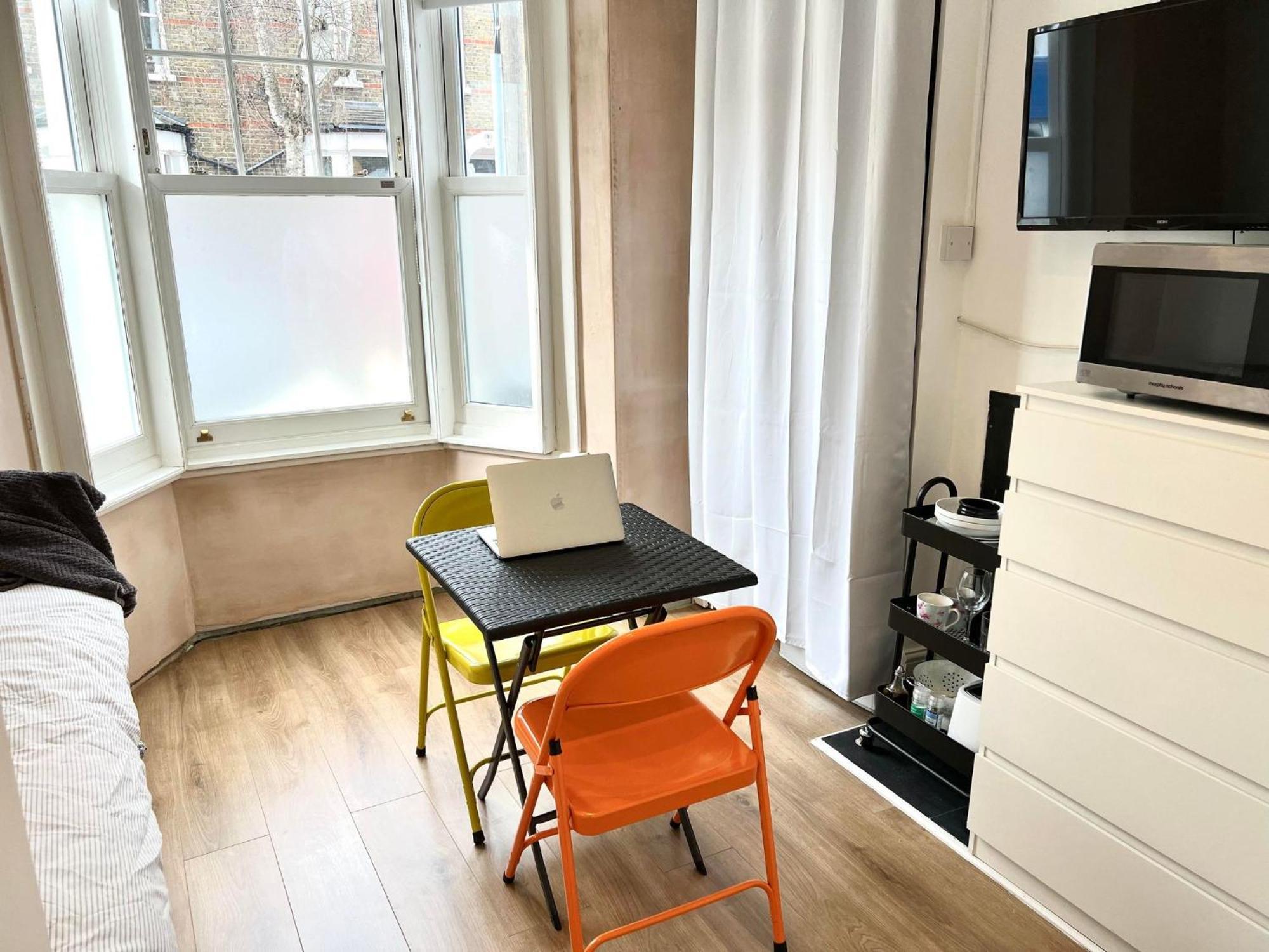 Comfy Stay In Wandsworth Town London Exterior photo