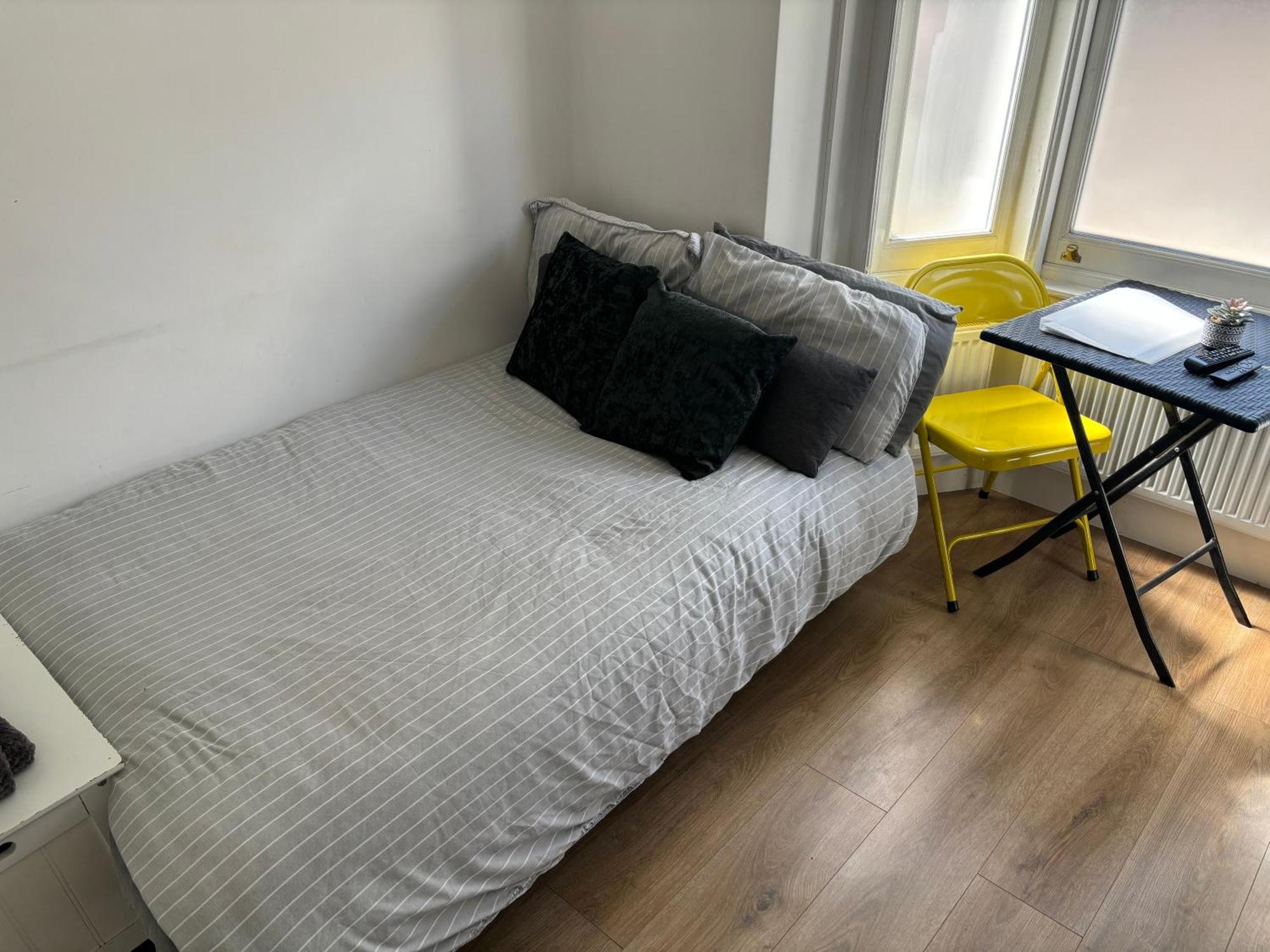 Comfy Stay In Wandsworth Town London Exterior photo